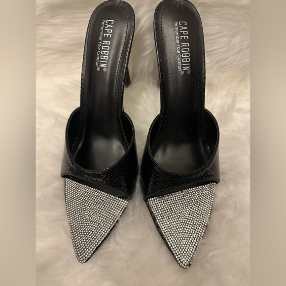 Women’s Heels Slippers By Cape Robbin. Pointed toe with Glitter Gem 💎 Stones - Picture 1 of 7